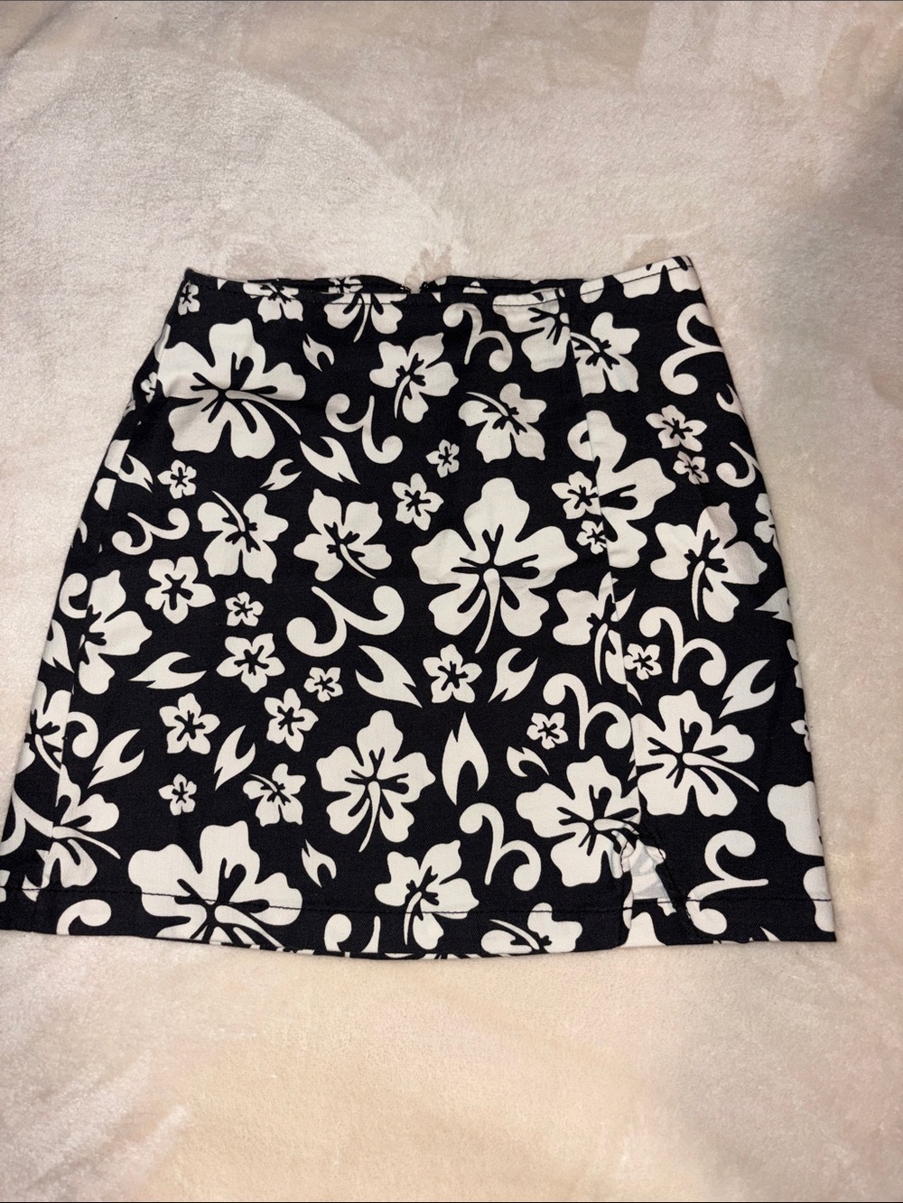 Wild fable Black and White Floral mini Skirt